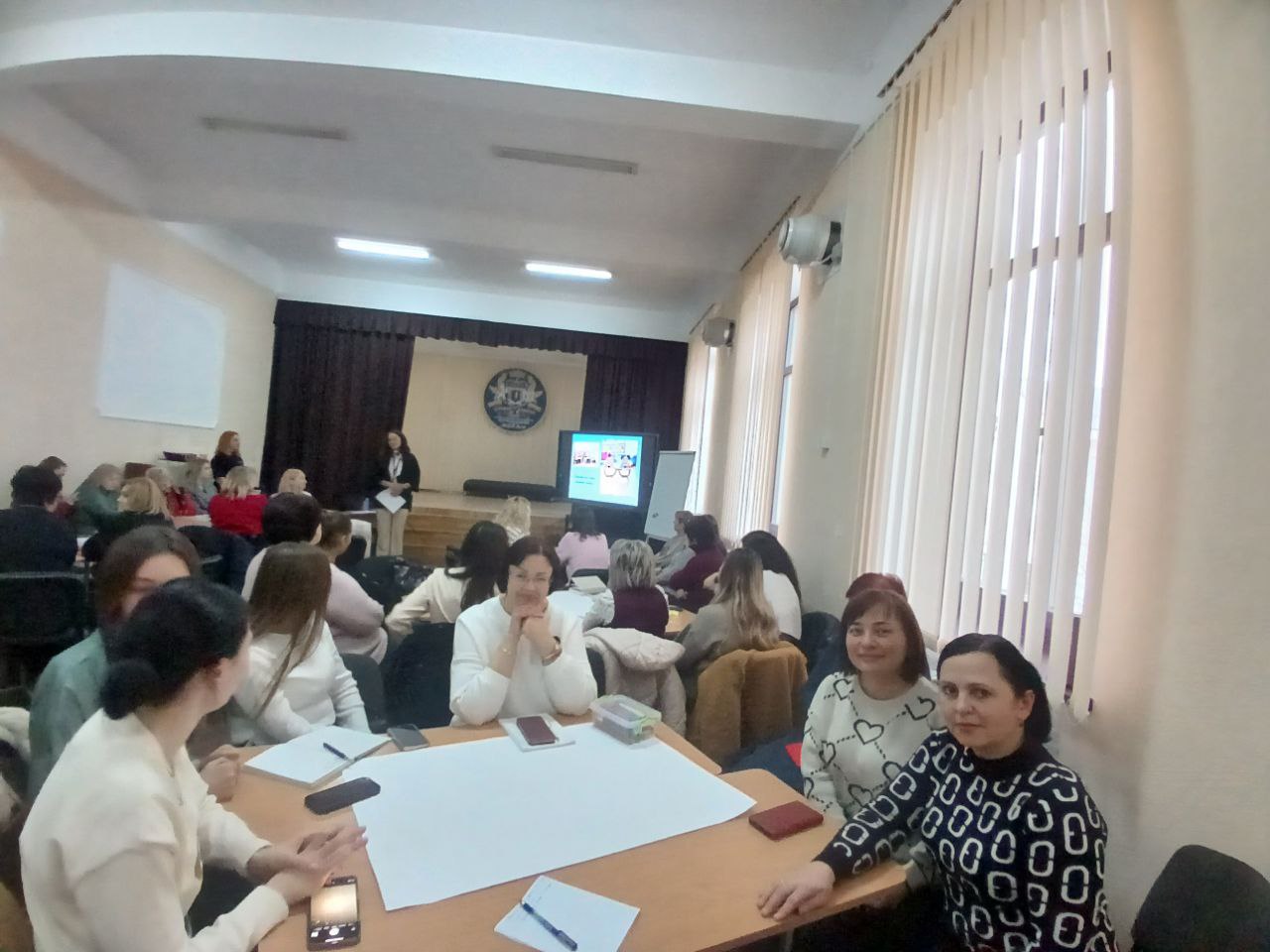 Участь у засіданні професійної спільноти вчителів початкових класів , яке відбулося  Чернівецькому ліцеї №10.