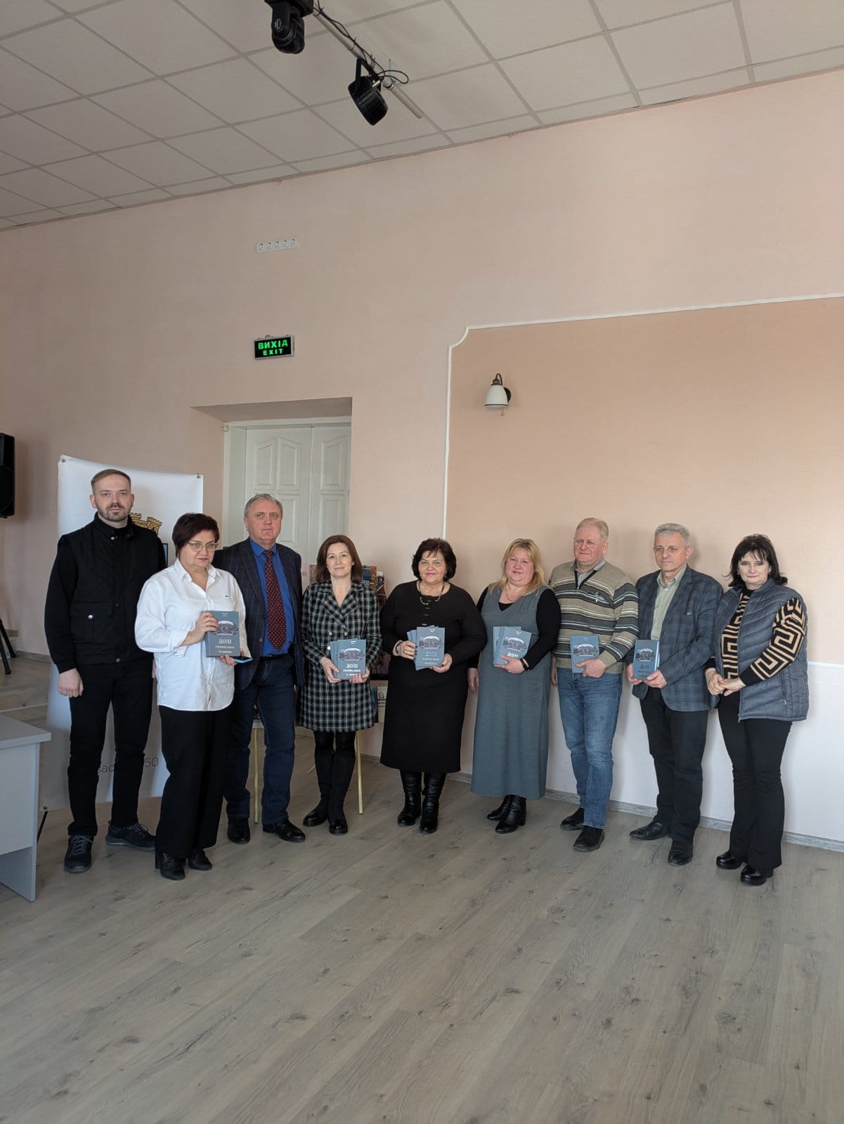 Презентація книги буковинського письменника Георгія Боти “Долі з вогню, землі та любові”
